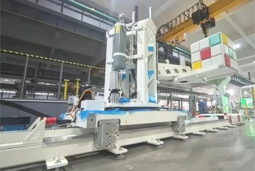 APEX减速机和齿轮齿条-重型负载五轴联动码垛机典型应用案例.jpeg